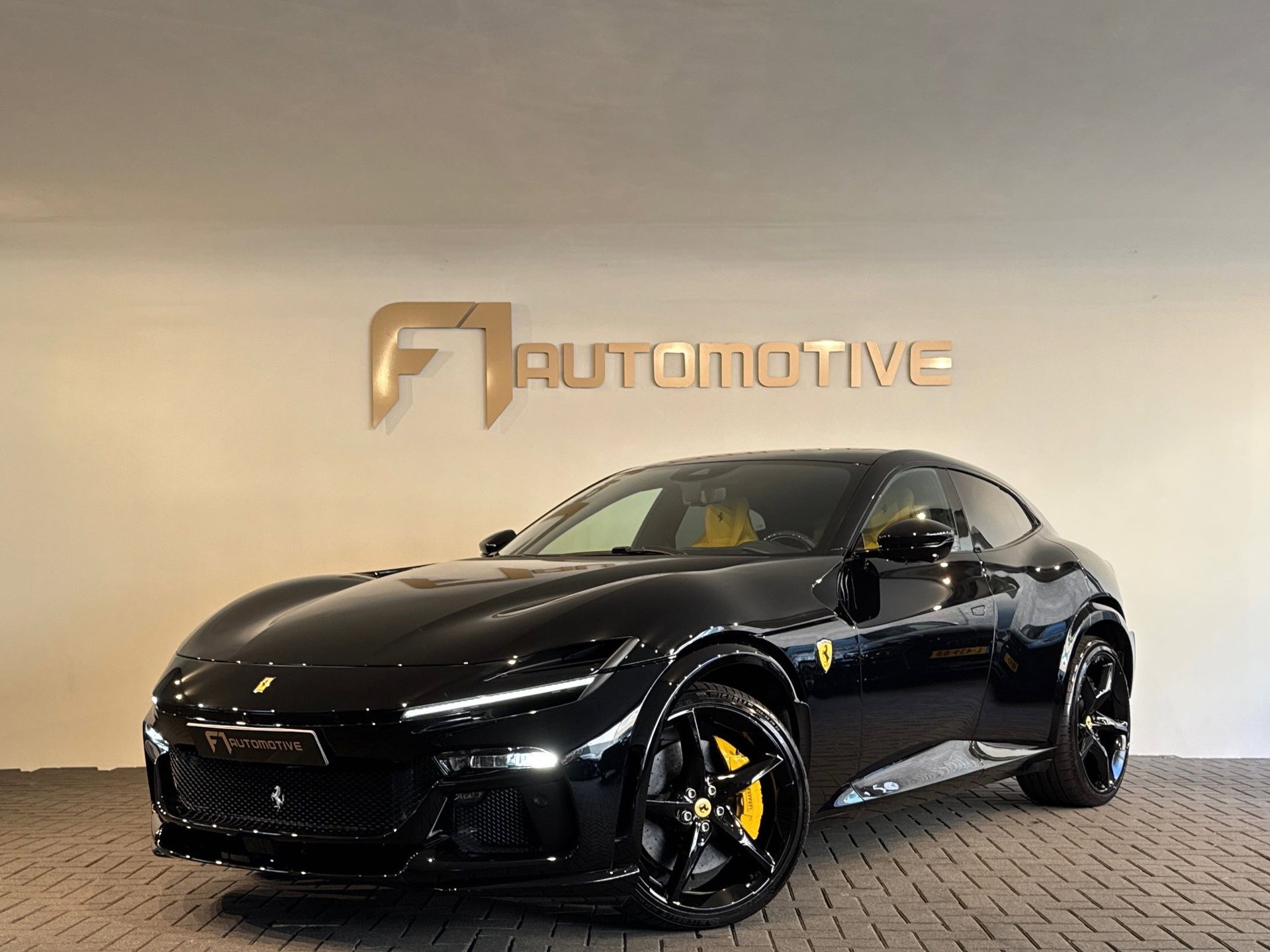 Foto van Ferrari Purosangue
