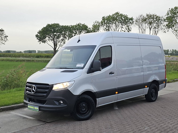 Foto van Mercedes-Benz Sprinter