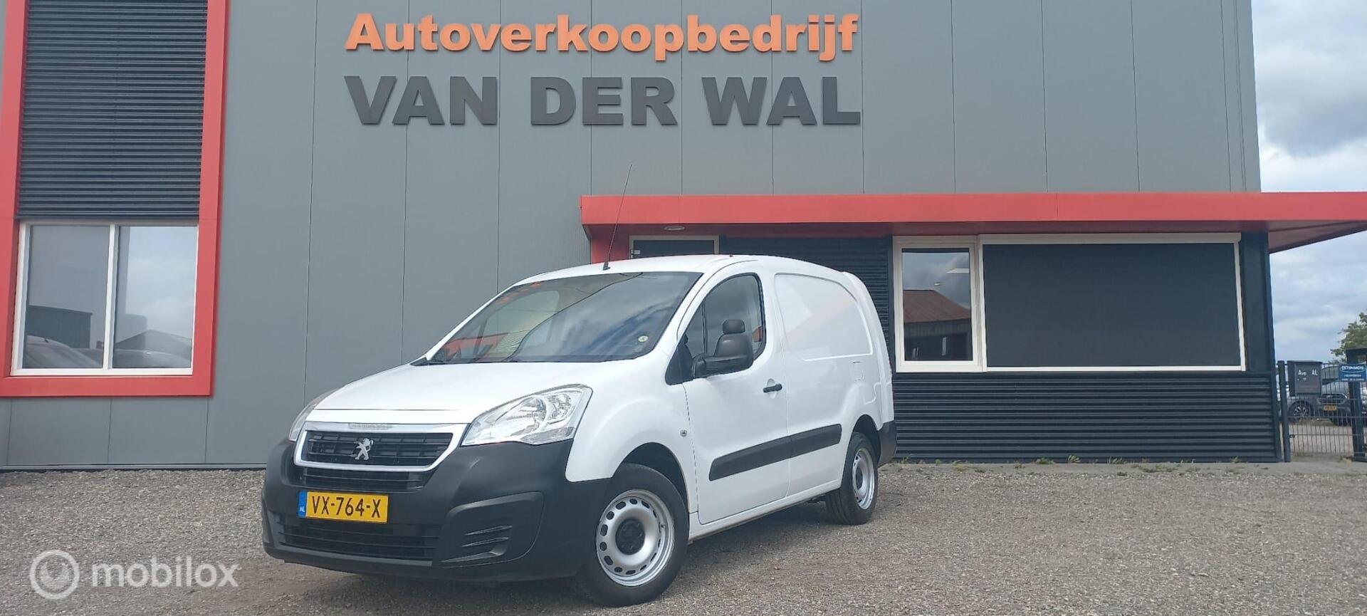Foto van Peugeot Partner