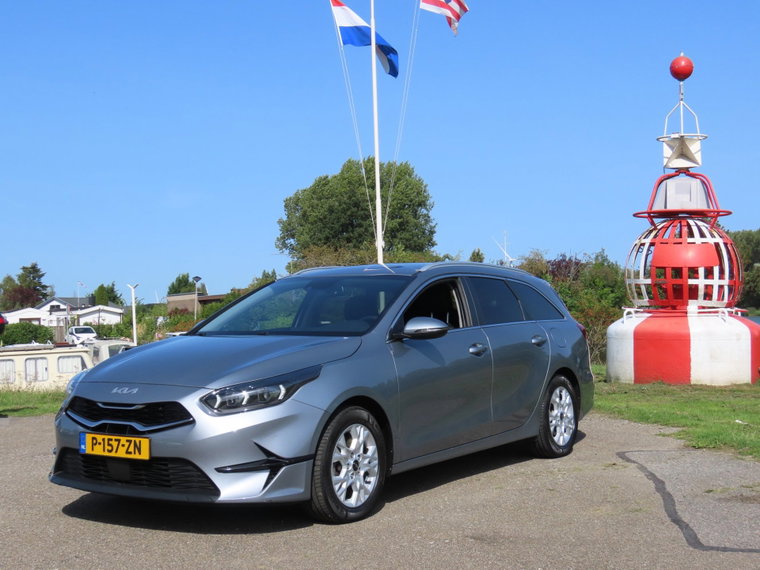 Kia Ceed Sportswagon foto 1
