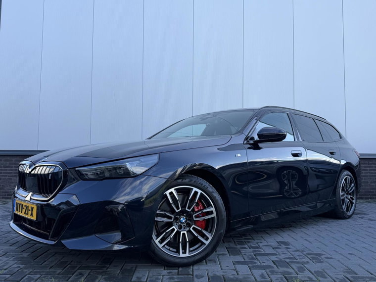 Foto van BMW i5
