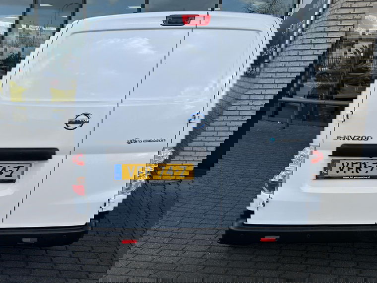 Nissan E-NV200