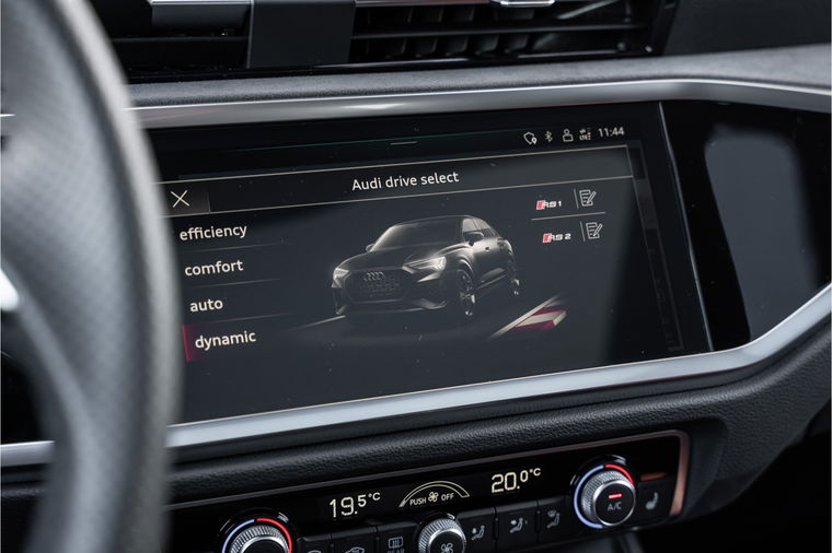 Audi RSQ3