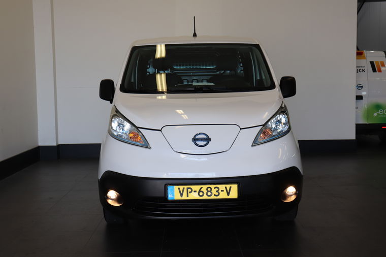 Nissan E-NV200