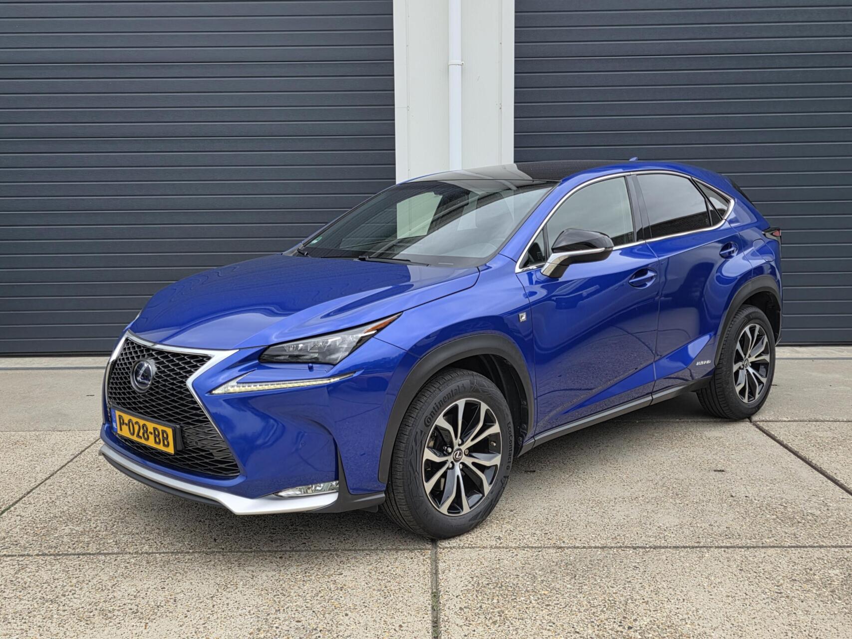 Foto van Lexus NX