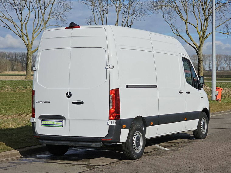Mercedes-Benz eSprinter