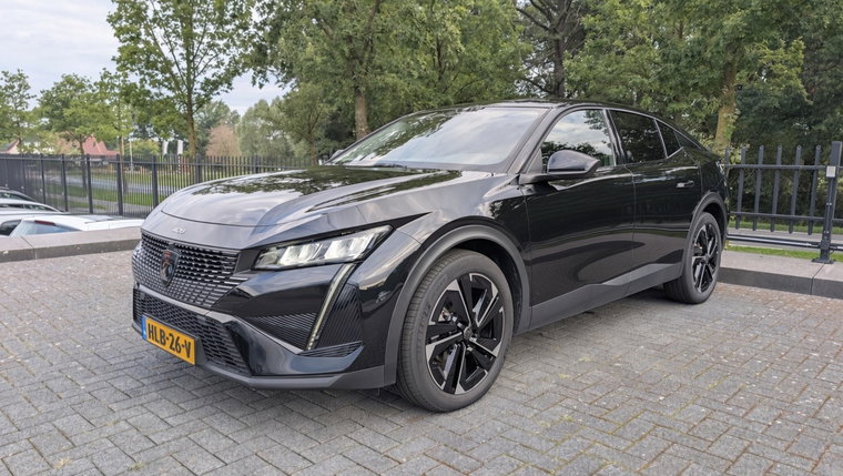 Peugeot 408