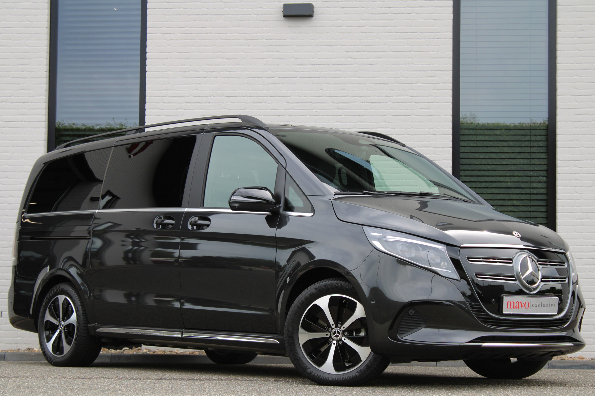 Foto van Mercedes-Benz EQV