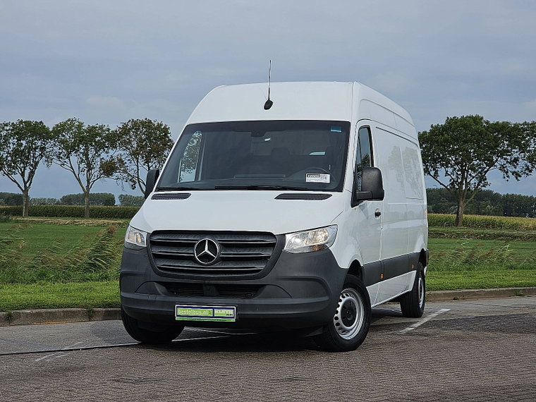 Foto van Mercedes-Benz Sprinter