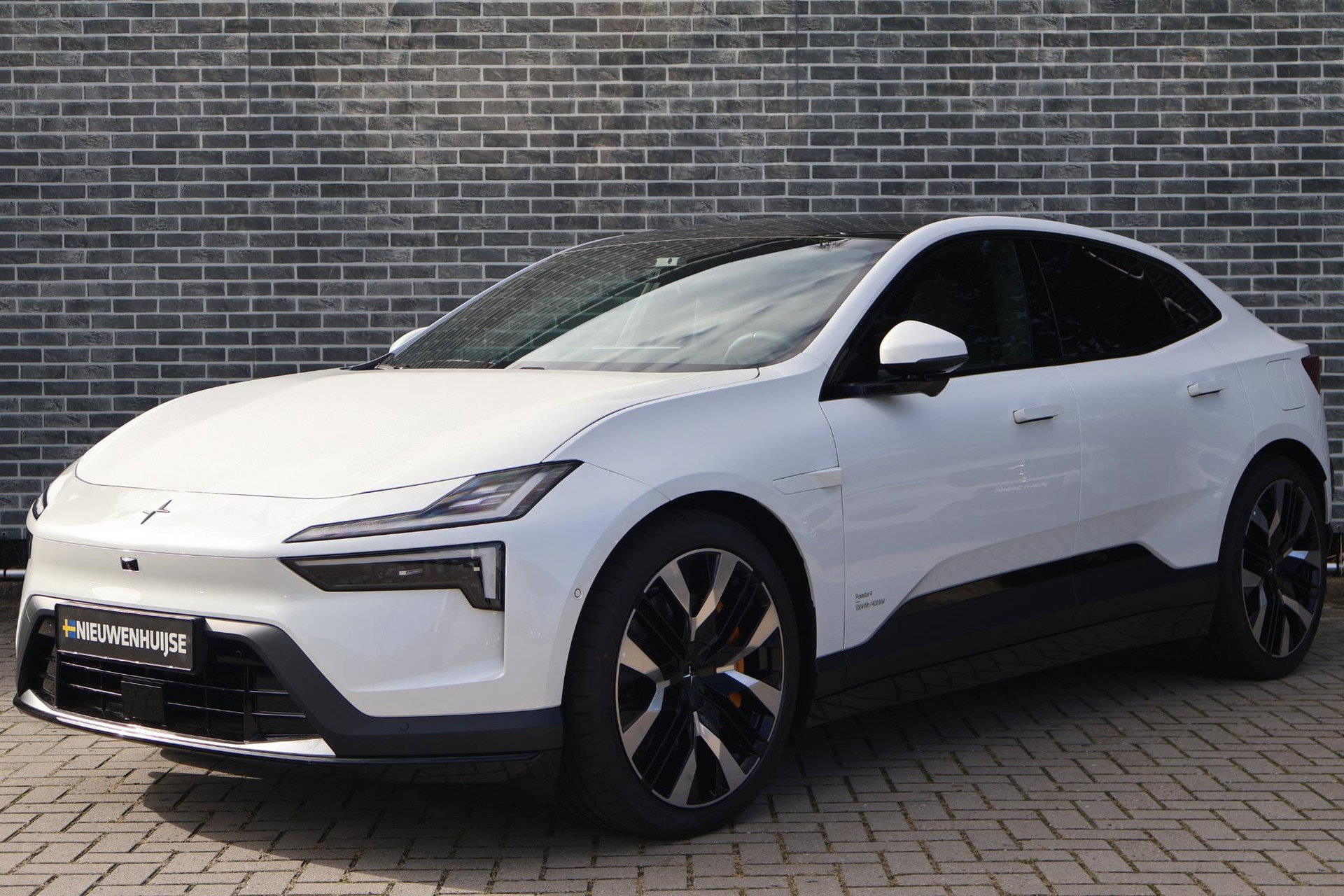 Foto van Polestar 4