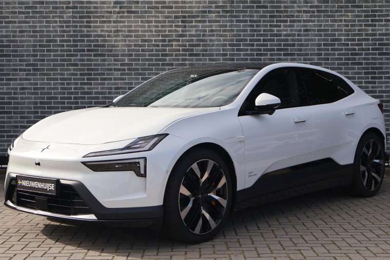 Foto van Polestar 4