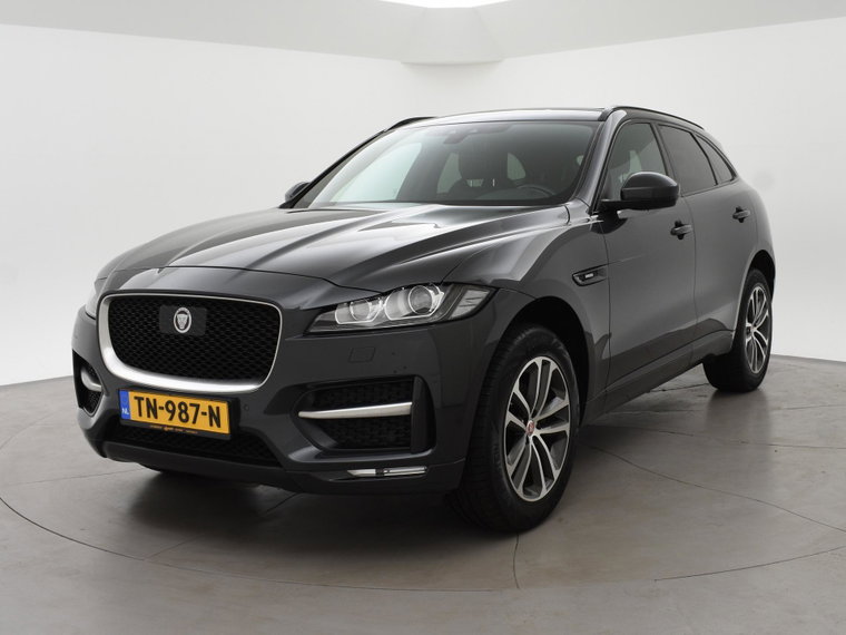 Jaguar F-PACE foto 1