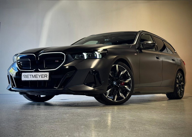 Foto van BMW i5
