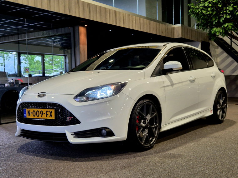 Ford Focus foto 1