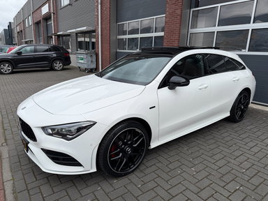 Foto van Mercedes-Benz CLA