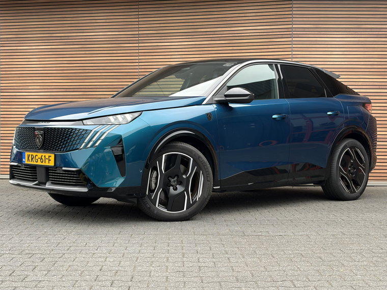 Peugeot e-3008