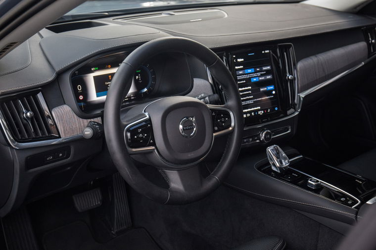 Volvo V90