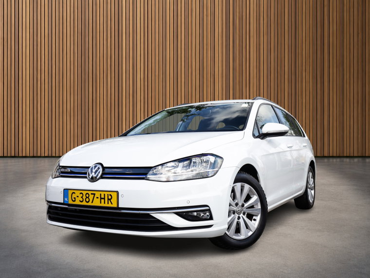 Volkswagen Golf foto 1