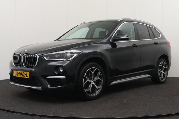 BMW X1 foto 1