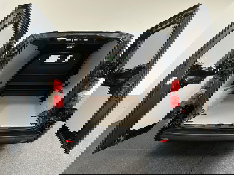 Peugeot e-Expert