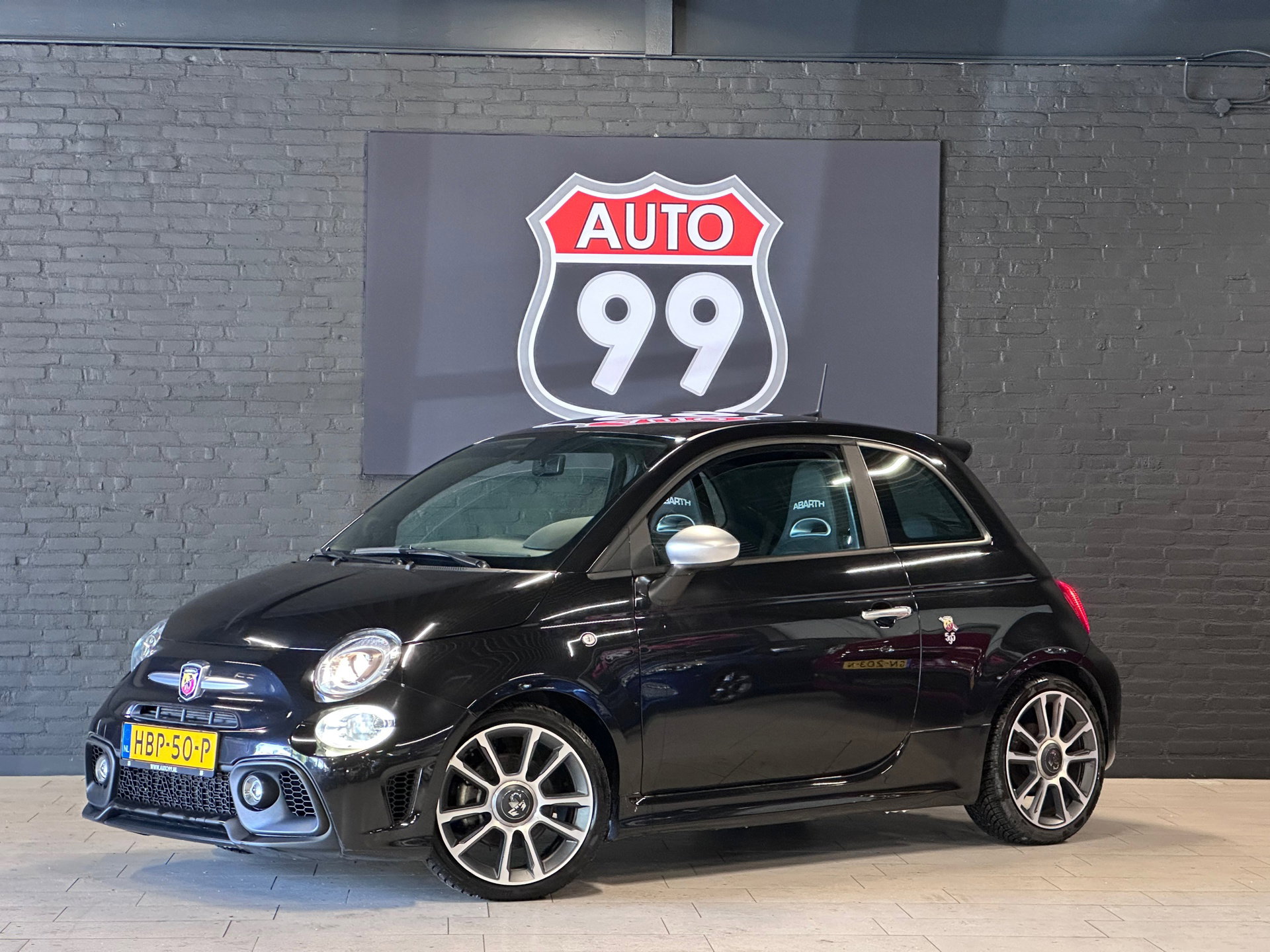 Foto van Abarth 595
