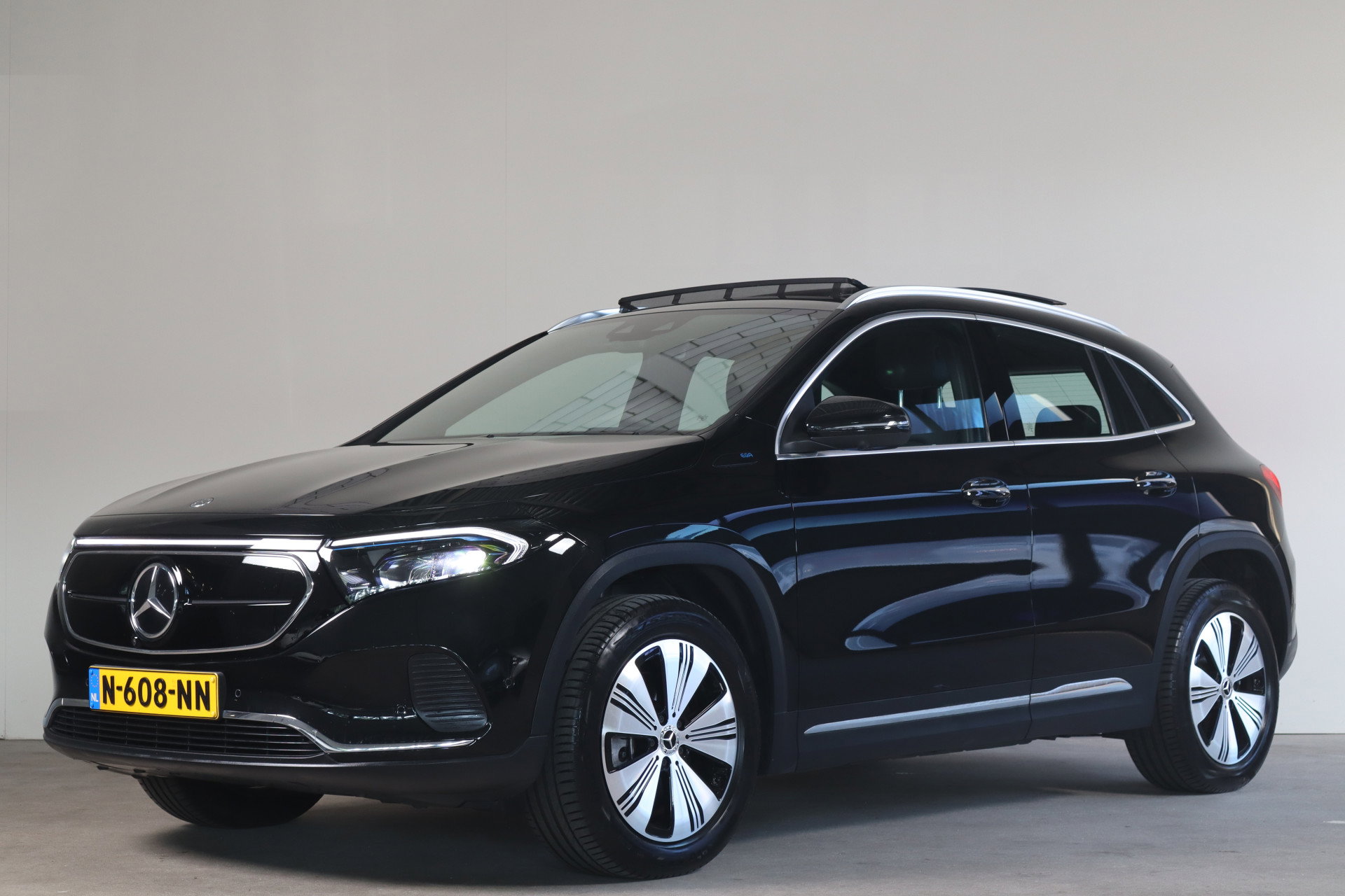 Foto van Mercedes-Benz EQA