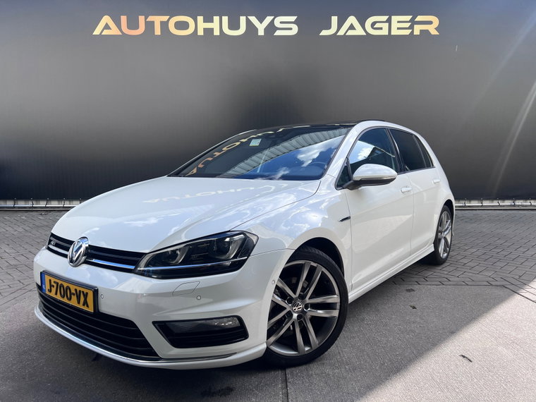 Volkswagen Golf foto 1