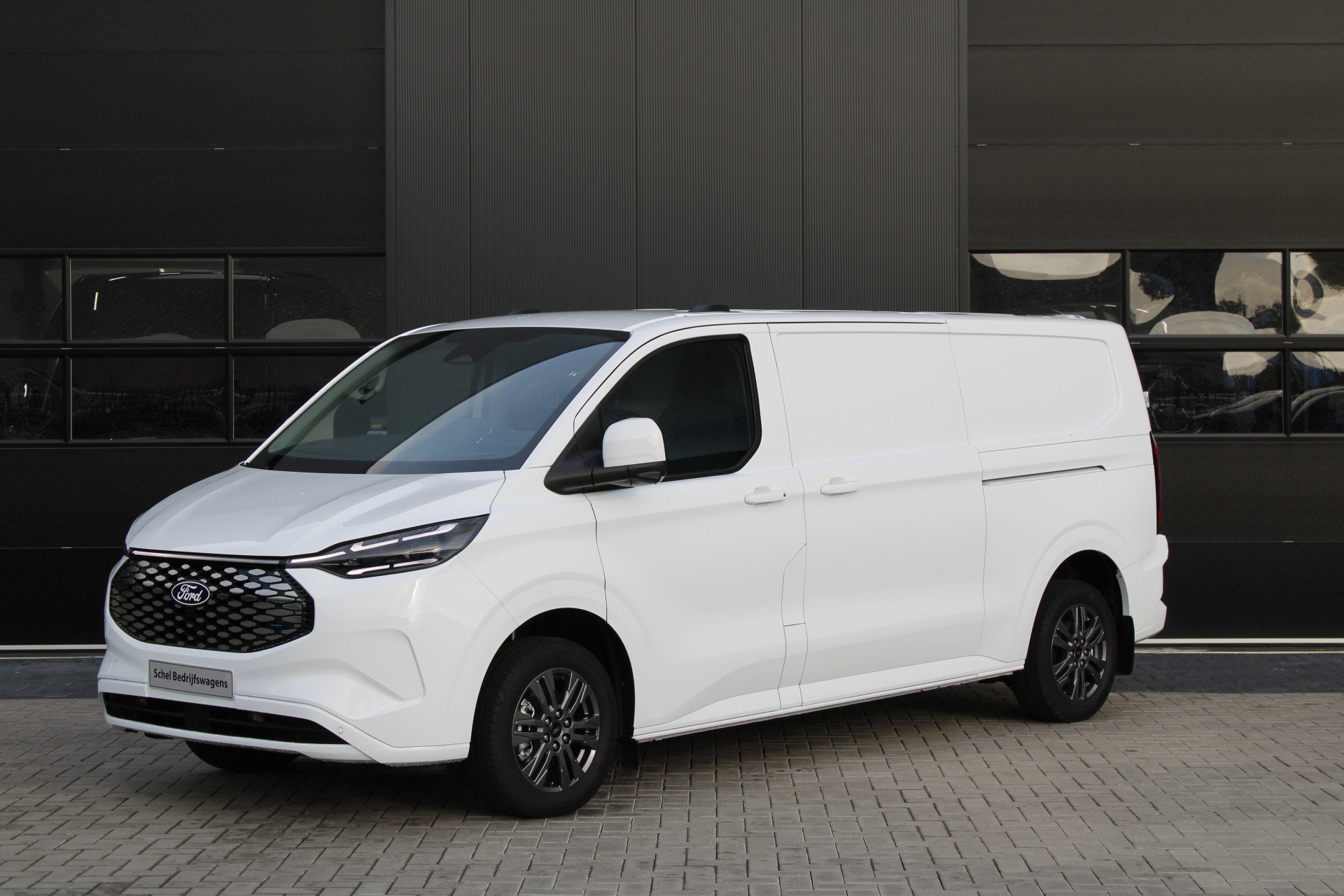 Foto van Ford E-Transit Custom