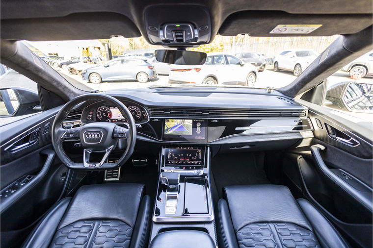 Audi RS Q8