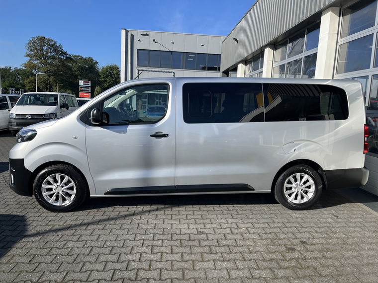 Toyota PROACE Shuttle 9-persoons