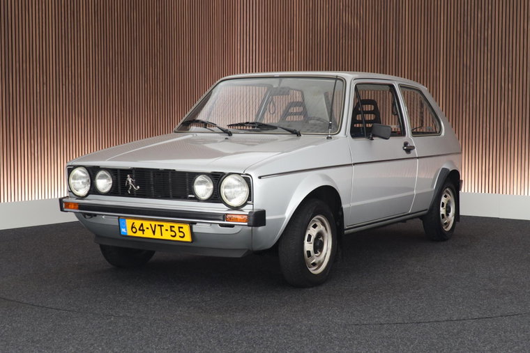 Volkswagen Golf foto 1