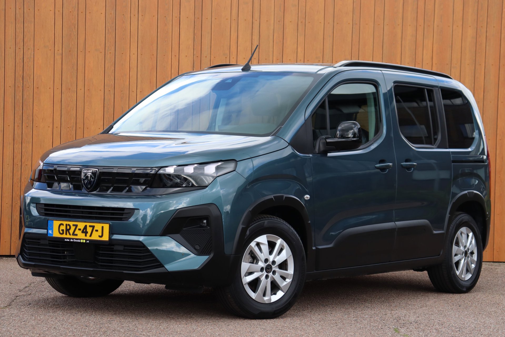 Foto van Peugeot e-Rifter
