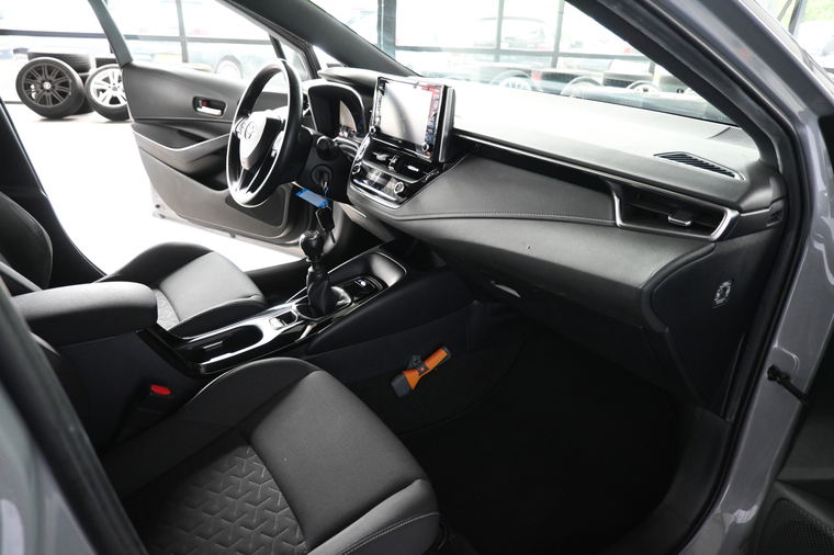 Toyota Corolla Touring Sports