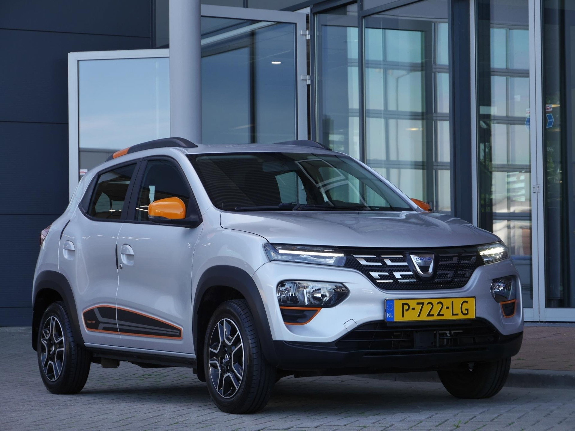 Foto van Dacia Spring