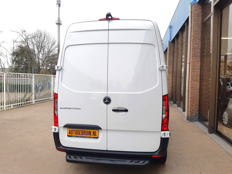 Mercedes-Benz eSprinter