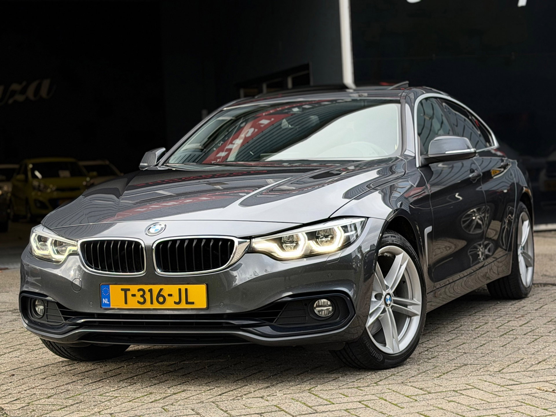 BMW 4 Serie Gran Coupé 430i xDrive High Executive KEYLESS ENTRY-GO/HUD/MEMORY/DODEHOEK/CAMERA/DAK | KEURIGE AUTO !