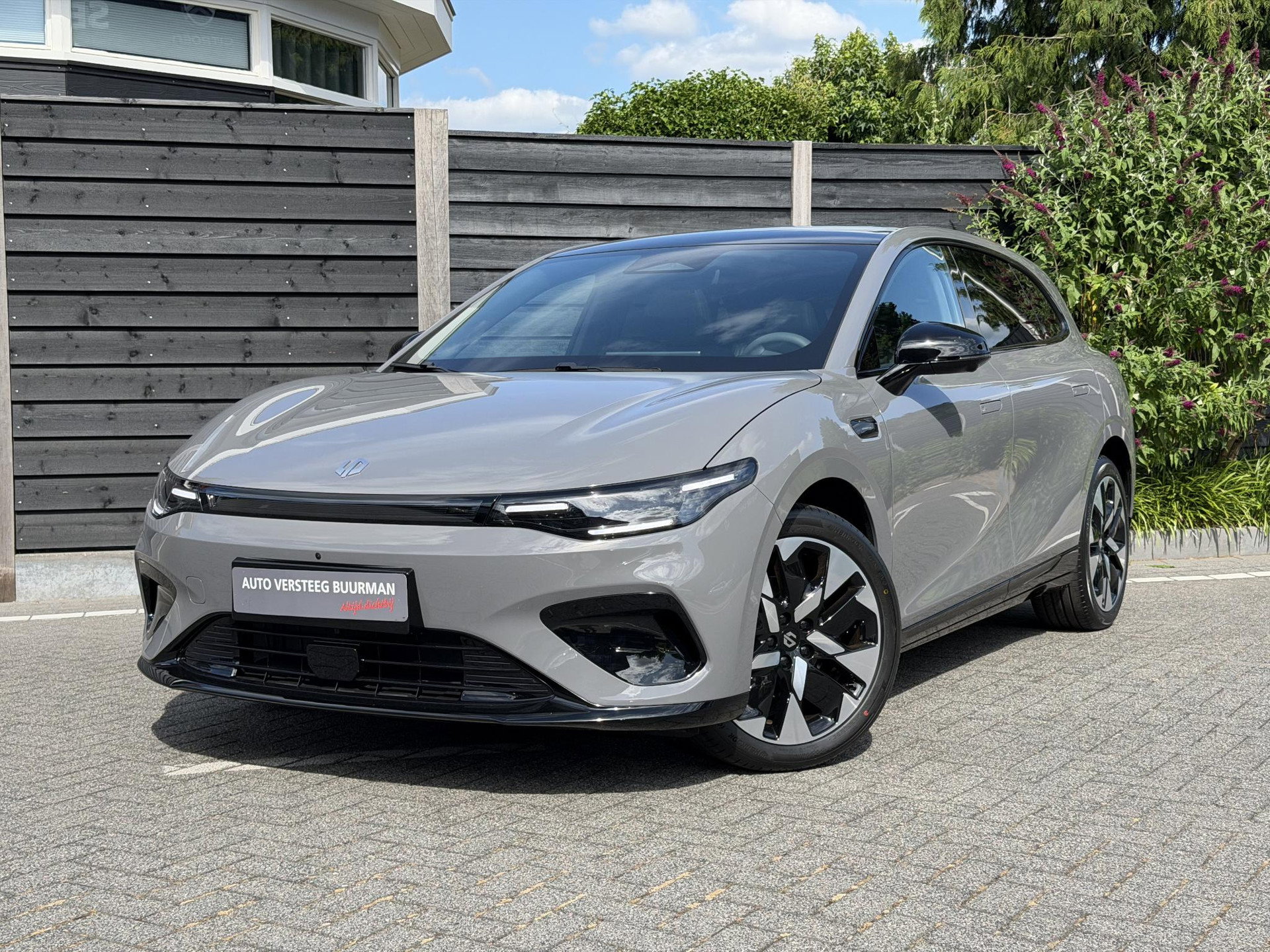 Foto van Leapmotor B05