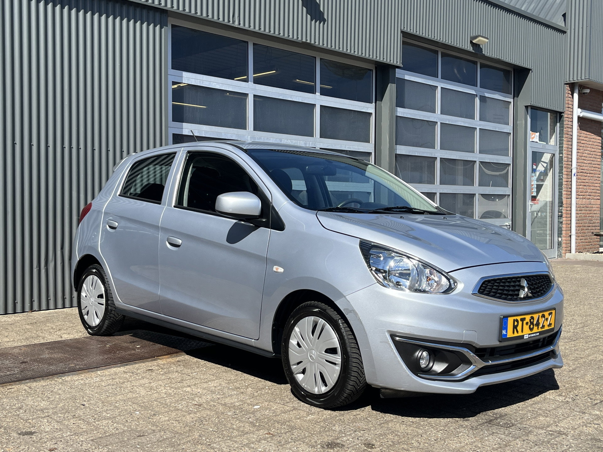 Foto van Mitsubishi Space Star
