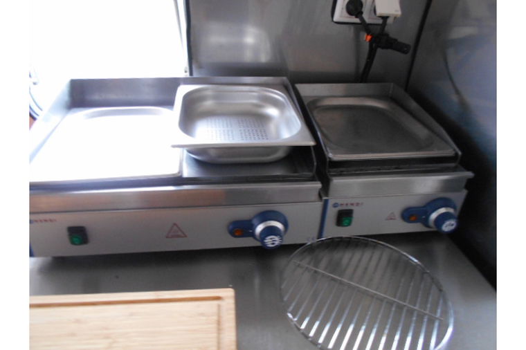 Peugeot J7PZ20 food truck / verkoopwagen compleet