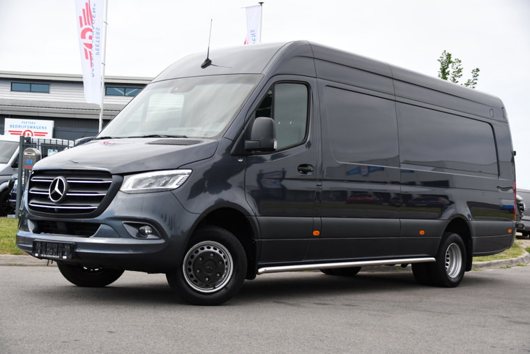 Mercedes-Benz Sprinter foto 1