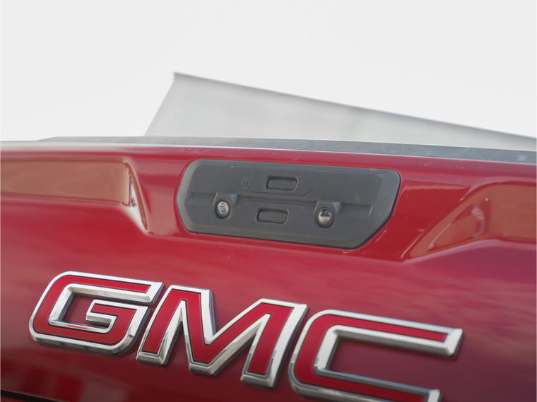 GMC Sierra