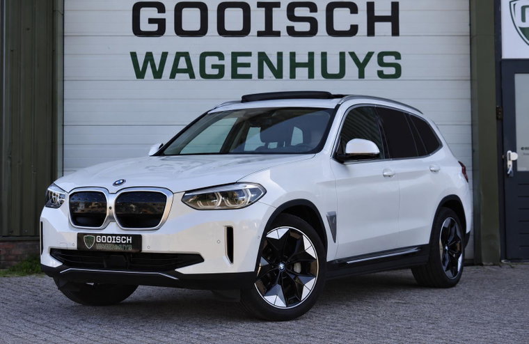 Foto van BMW iX3
