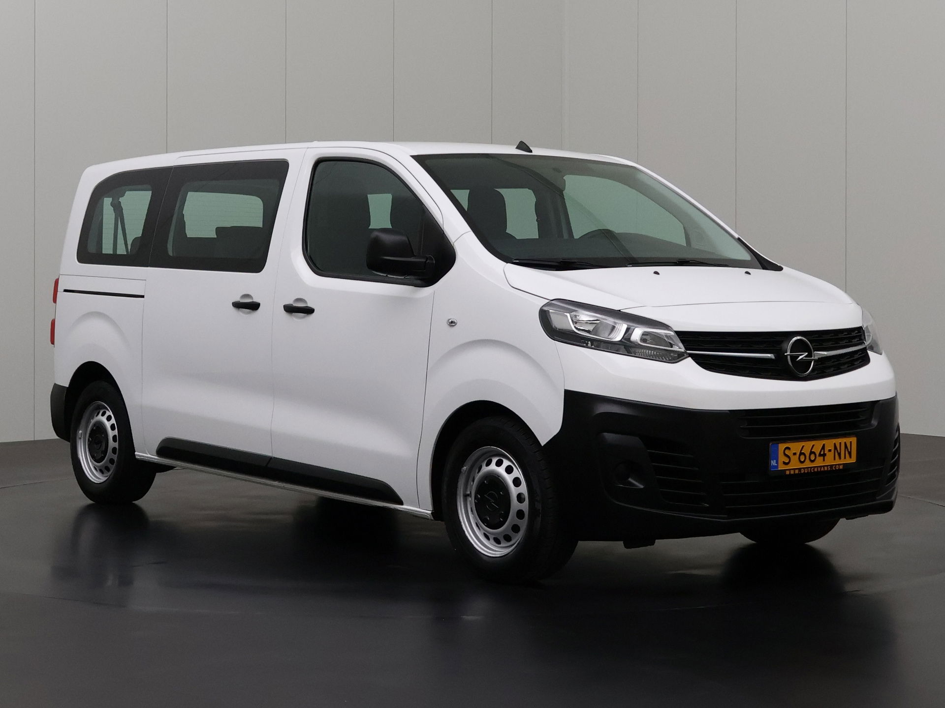 Foto van Opel Vivaro Combi