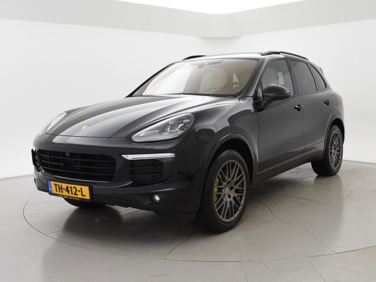 Porsche Cayenne foto 1
