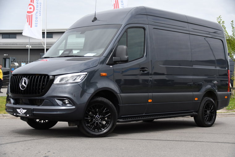 Mercedes-Benz Sprinter foto 1