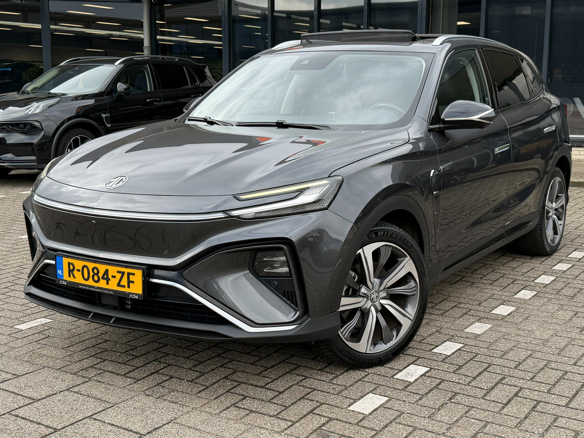 Foto van MG Marvel R