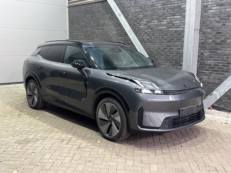 Foto van Lynk & Co 08