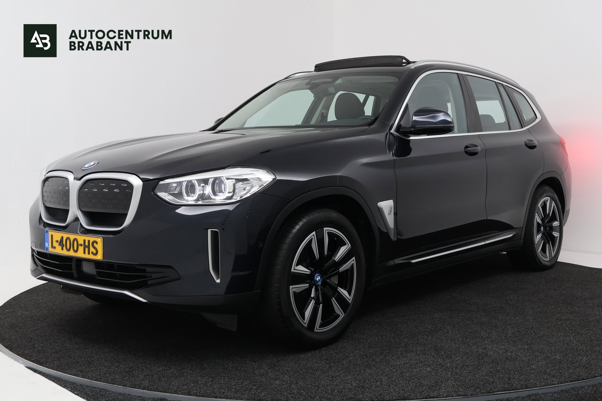 Foto van BMW iX3