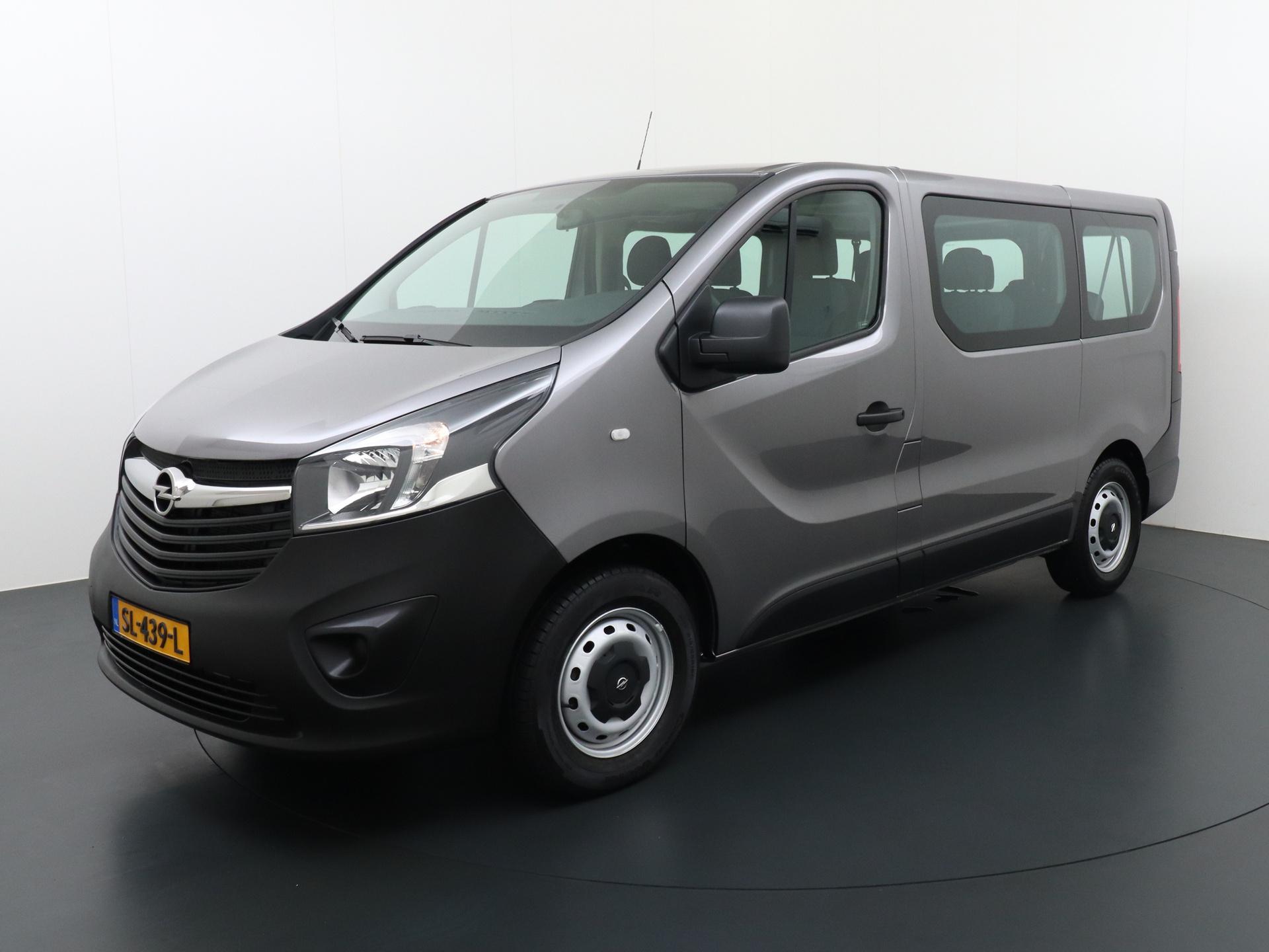 Foto van Opel Vivaro Combi