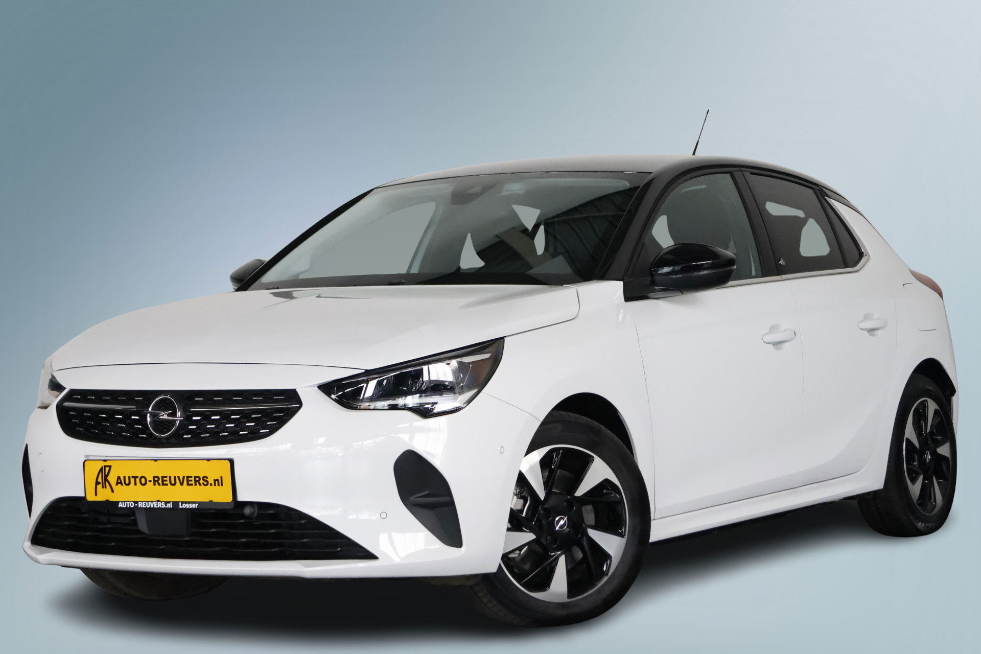 Foto van Opel Corsa Electric